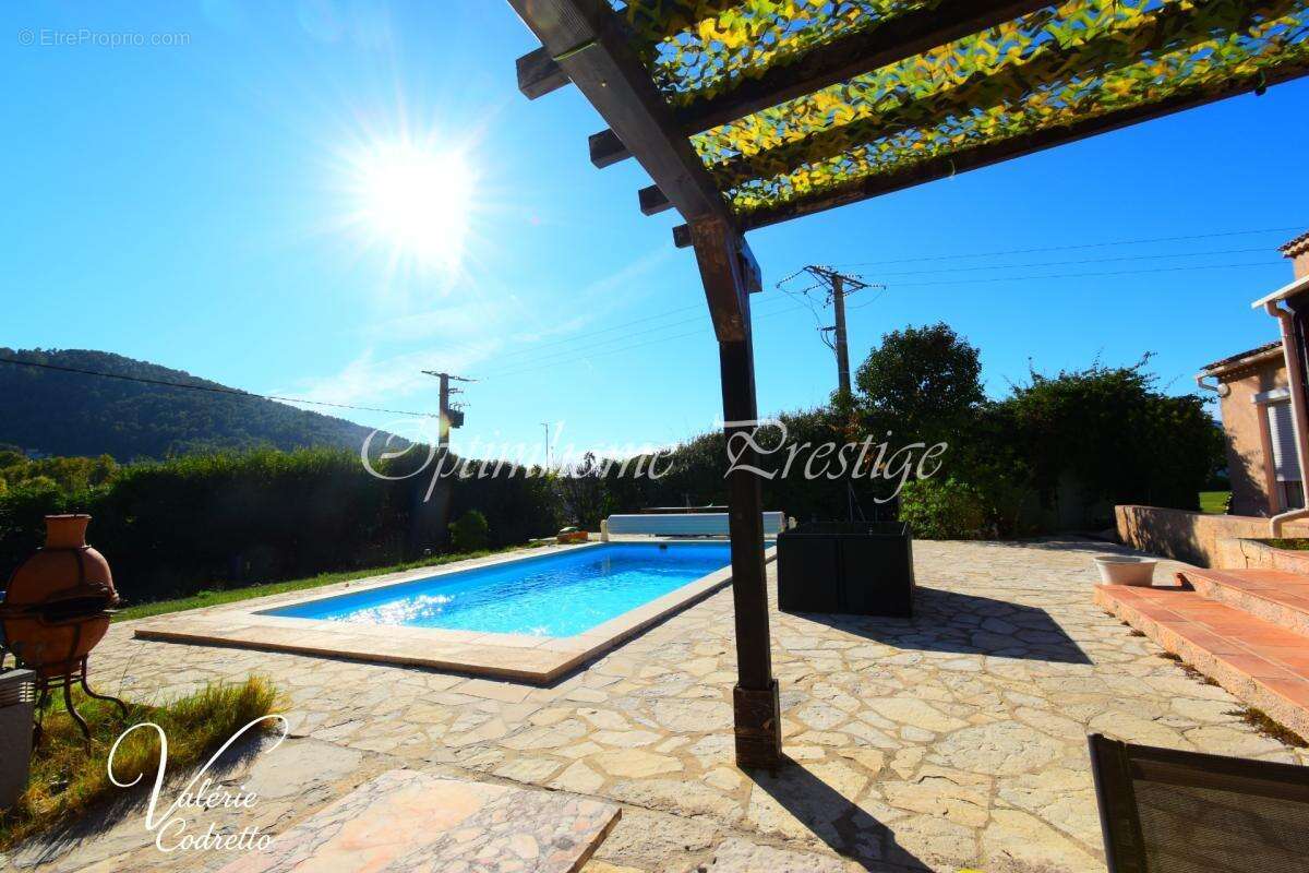 La moutonne – villa 185 m² – 6 chambres – piscine – terrain 1 996 m² – 4 grands garages 83260 - photo 5