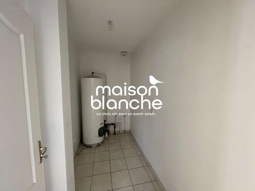 Maison 76 m² à Saint-Magne-De-Castillon  - photo 6