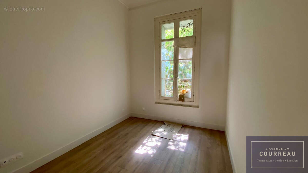 Montpellier   F3 de 83 m2 à Rénover dans Immeuble de Caractère - photo 18