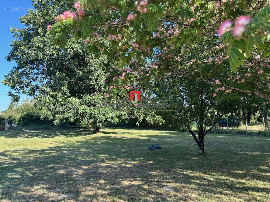 Maison à SAINT-ANDRE-DE-CUBZAC