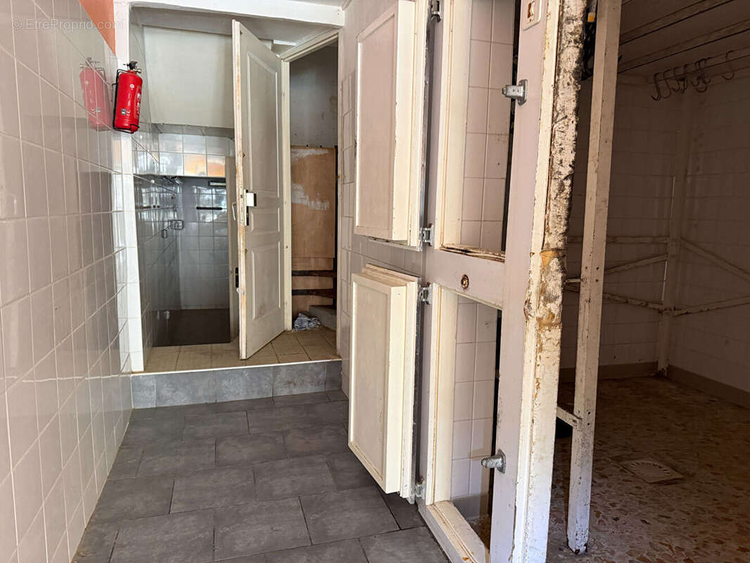 Maison à LA ROQUE-D'ANTHERON