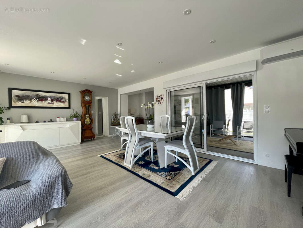 Maison à LE CHATEAU-D&#039;OLERON