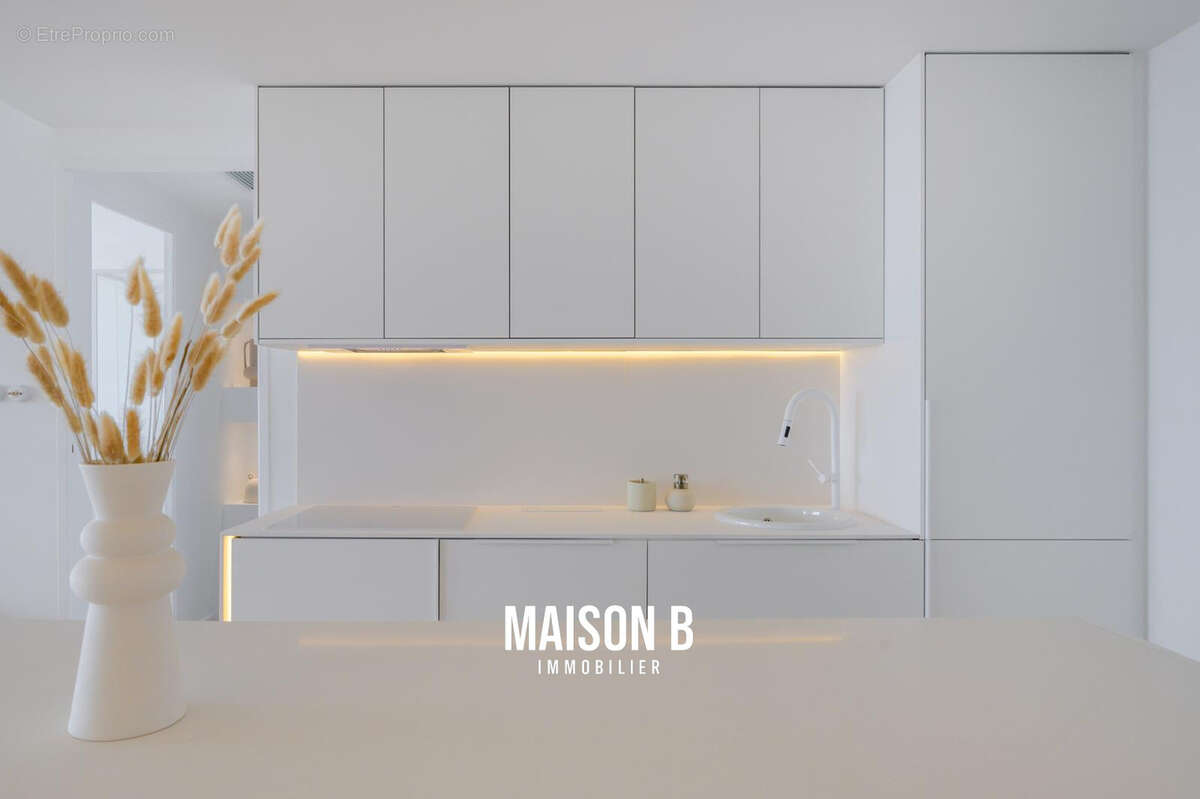 Appartement à MARSEILLE-7E