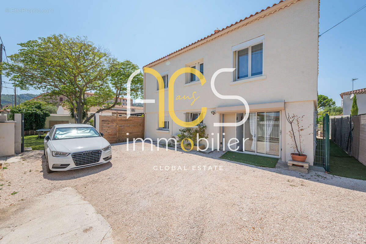 Maison Chateauneuf Les Martigues 5 pièce(s) 170 m2 + dépendances + piscine - photo 29