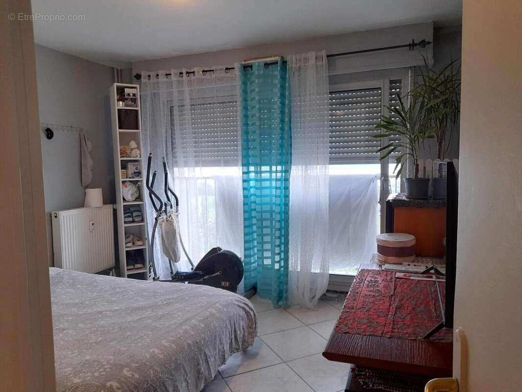 Appartement 82 m² à Venissieux  - photo 5