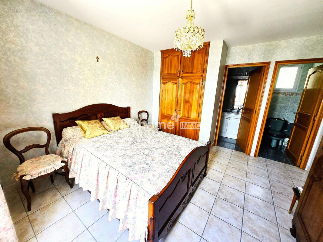 Maison à SAINT-VAURY