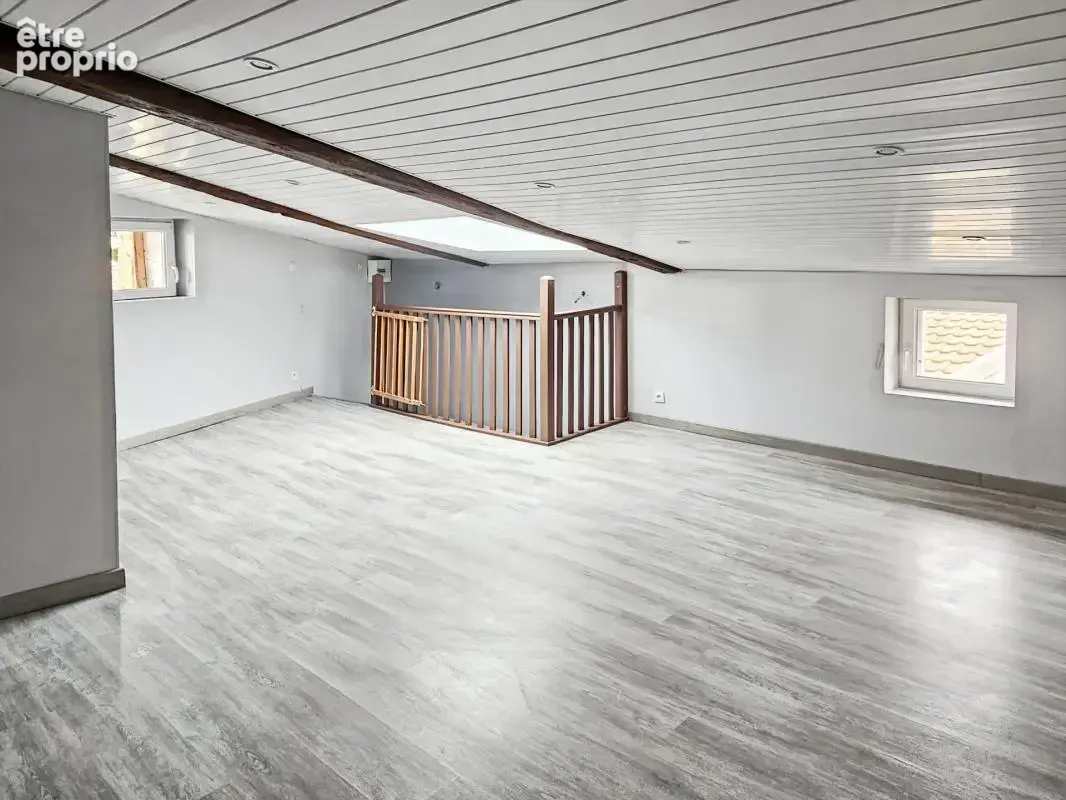 Maison de village + garage au coeur de dallet - photo 11
