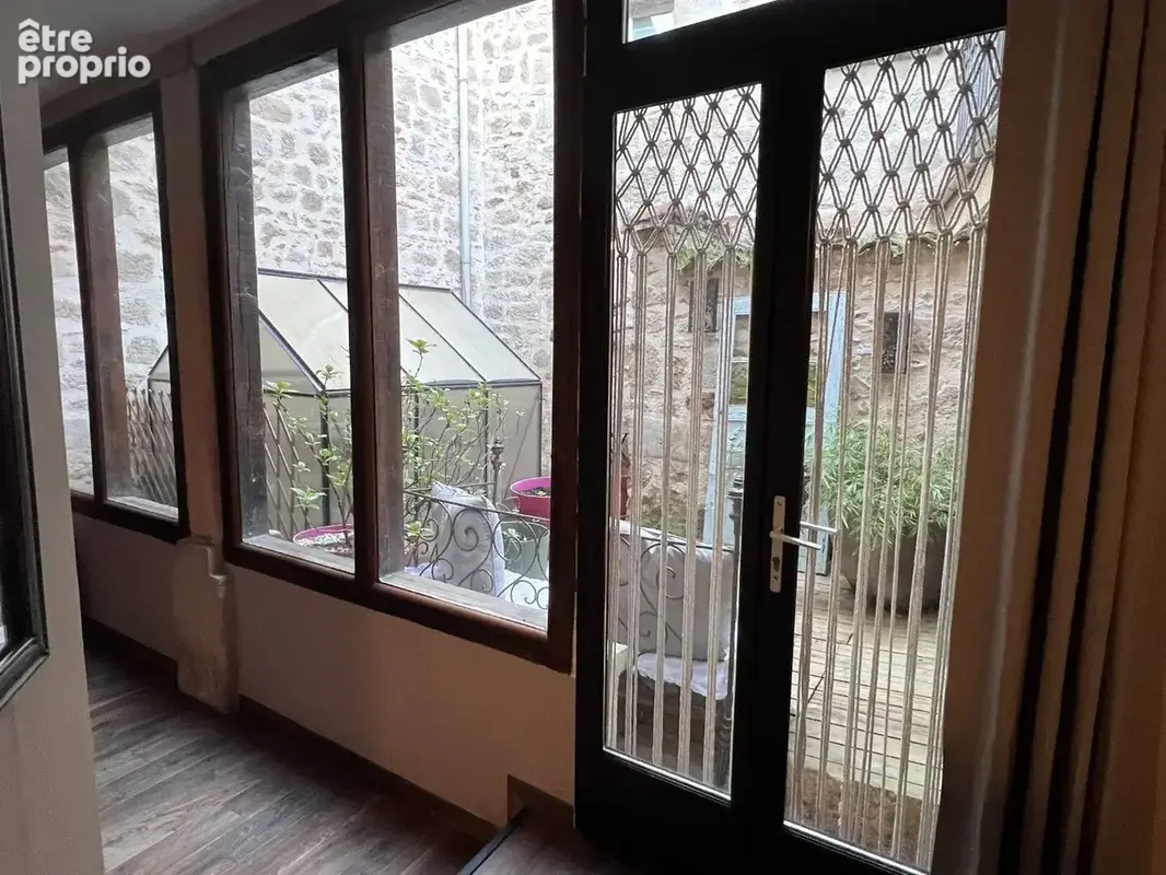Opportunité dans Centre Historique Maison avec terrasse ... - photo 10