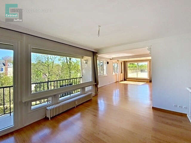 Appartement à FONTAINEBLEAU