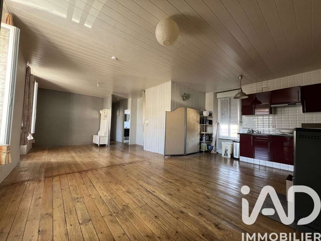 Photo 3 - Maison à MENOMBLET