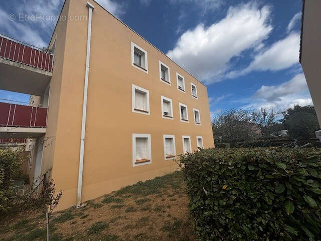 Appartement à TREBES