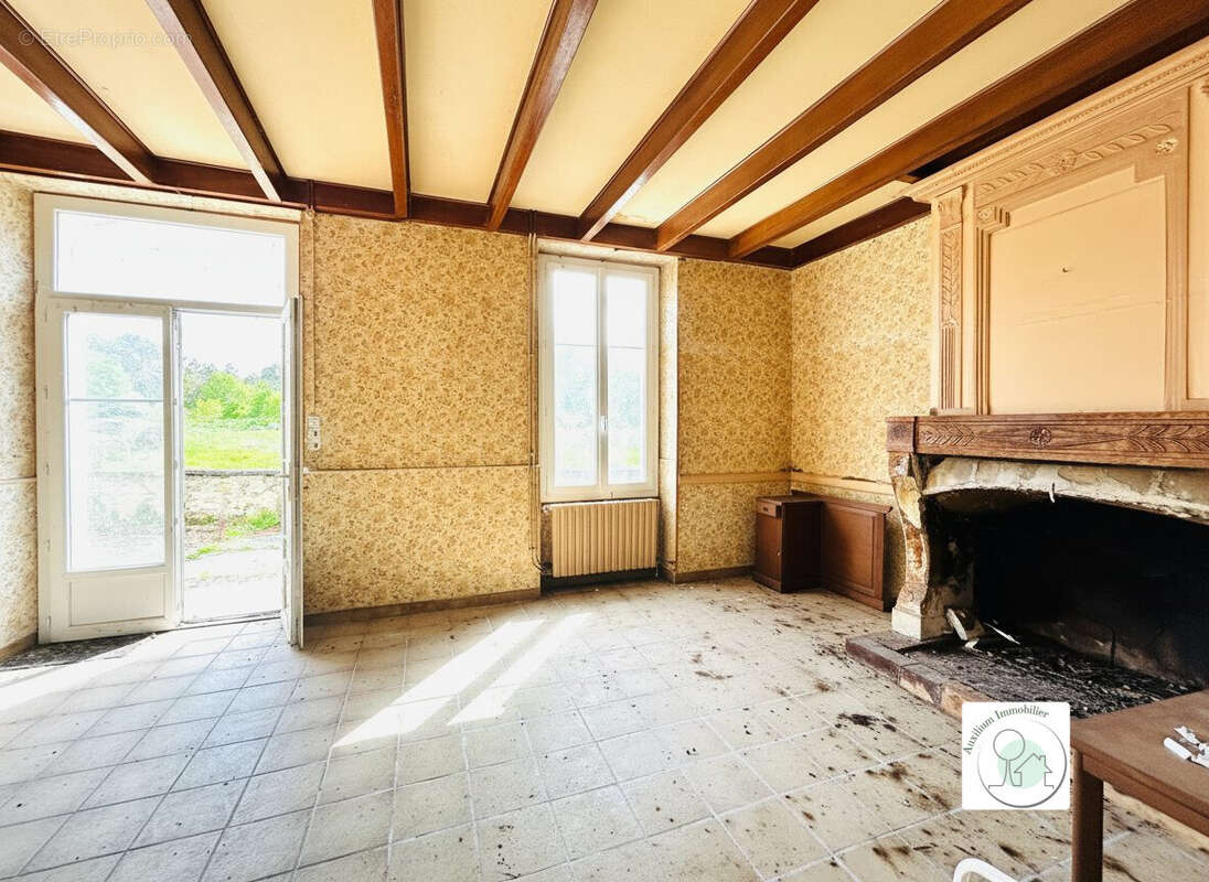 Maison à BLAYE