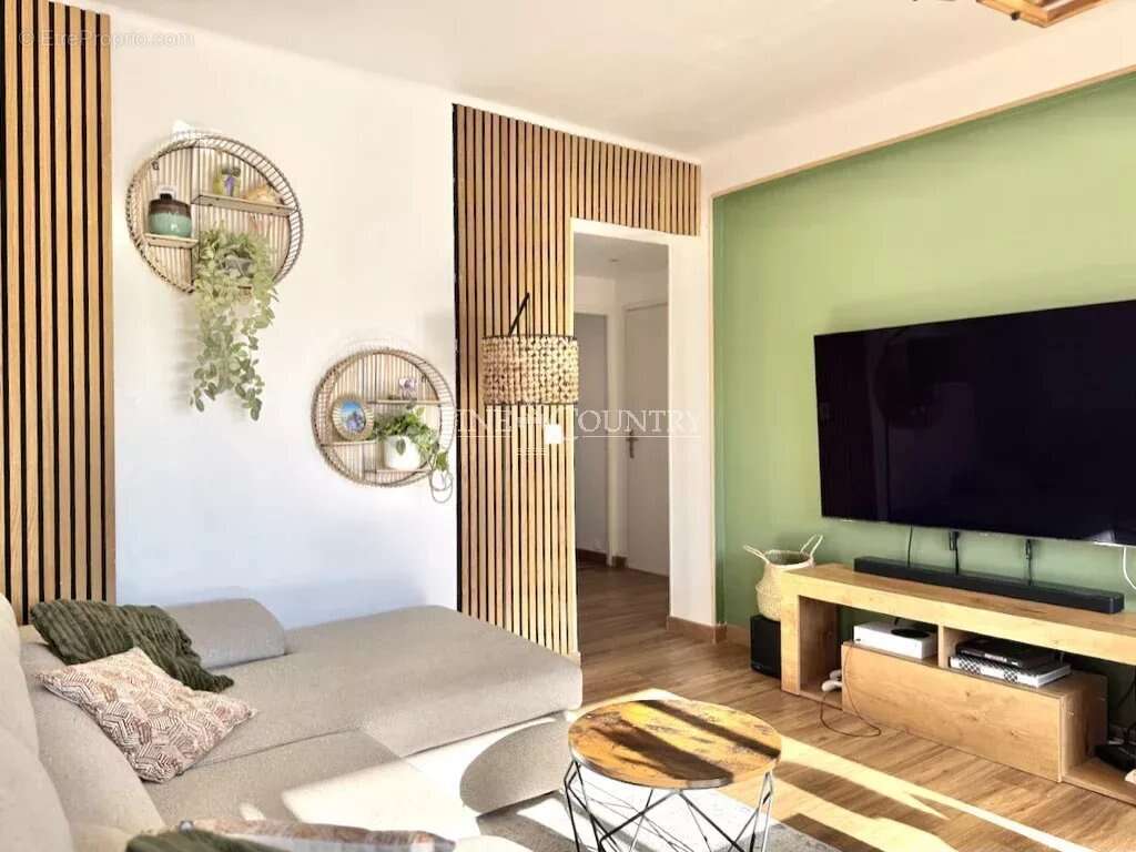 Appartement à LE CANNET