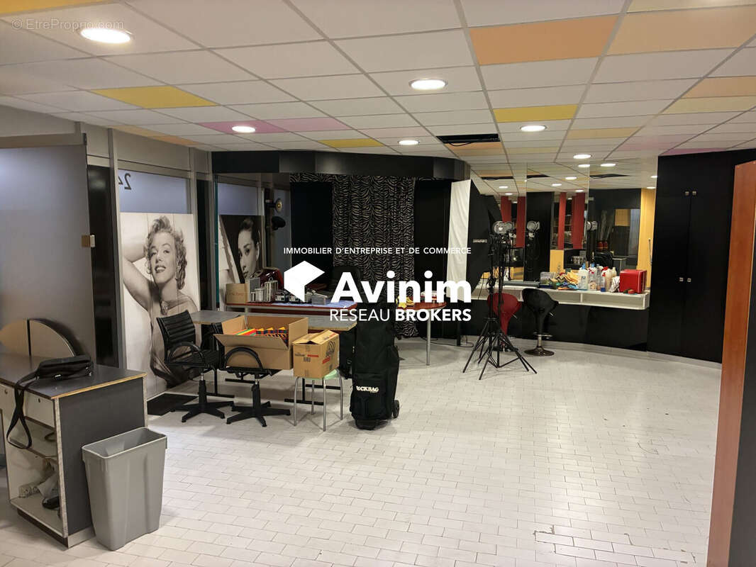 Commerce à MARSEILLE-8E