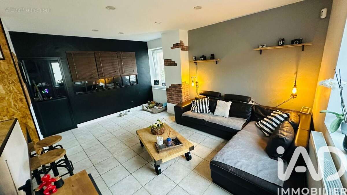 Photo 2 - Appartement à FLEVY