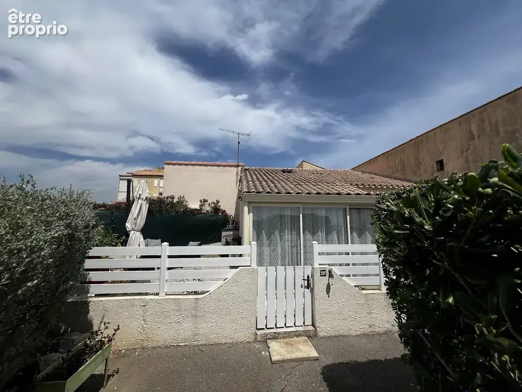 Maison à FLEURY