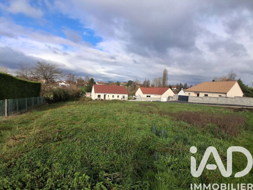 Photo 1 - Terrain à L'ABERGEMENT-SAINTE-COLOMBE