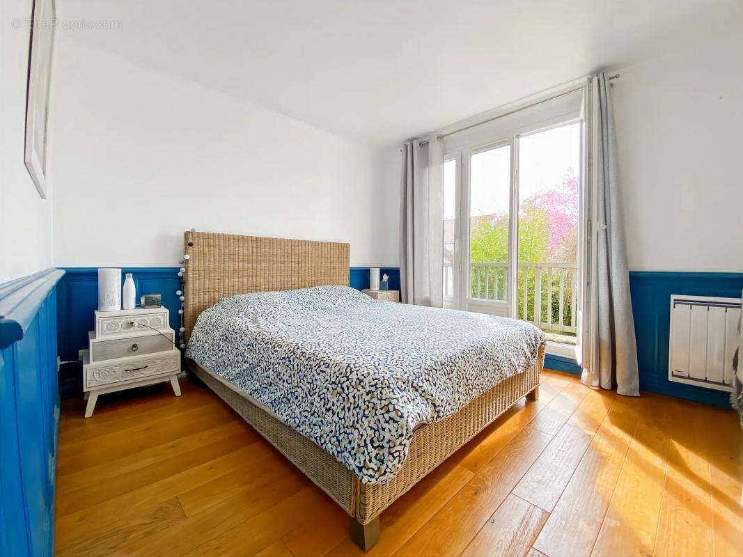 Maison à NOISY-LE-ROI