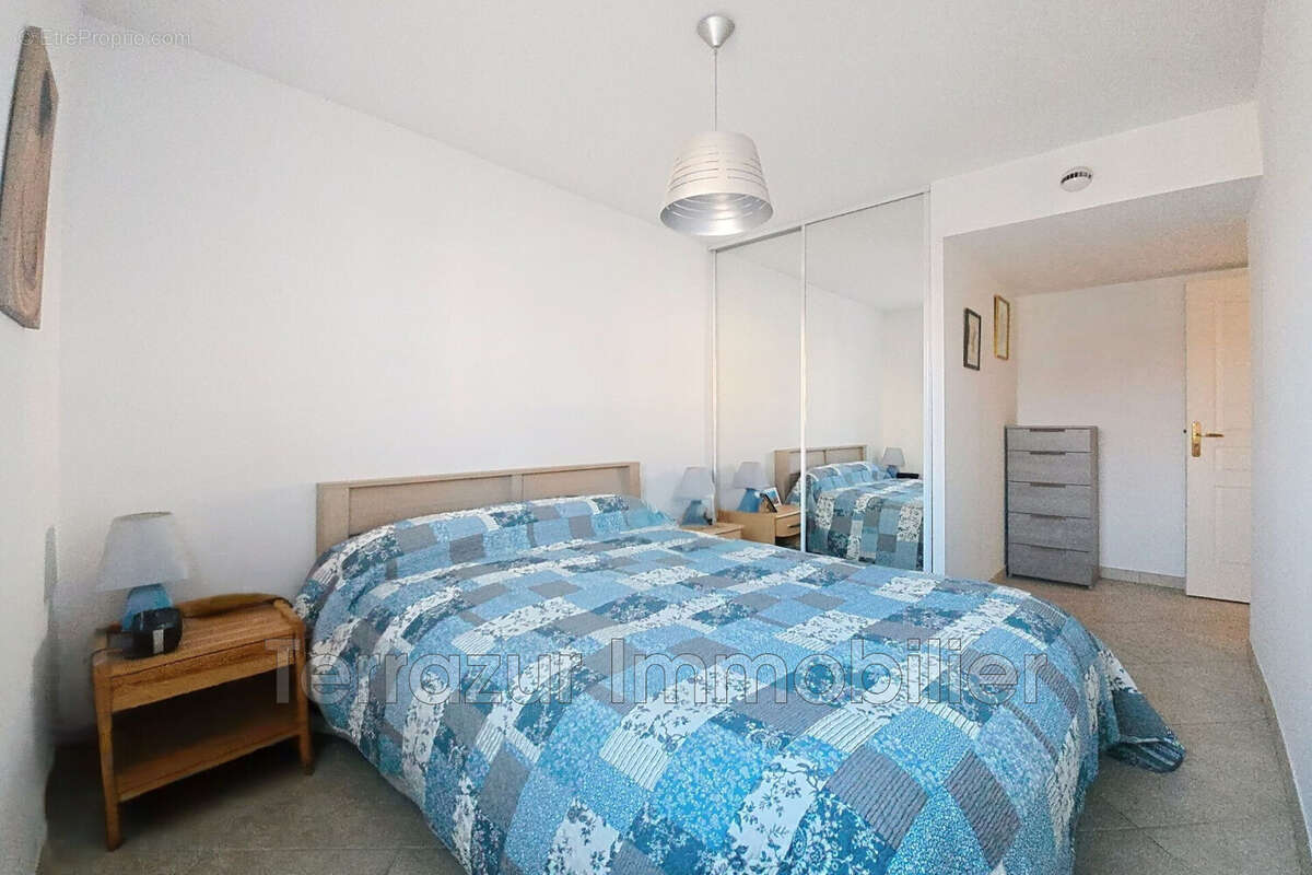 Appartement à VALLAURIS