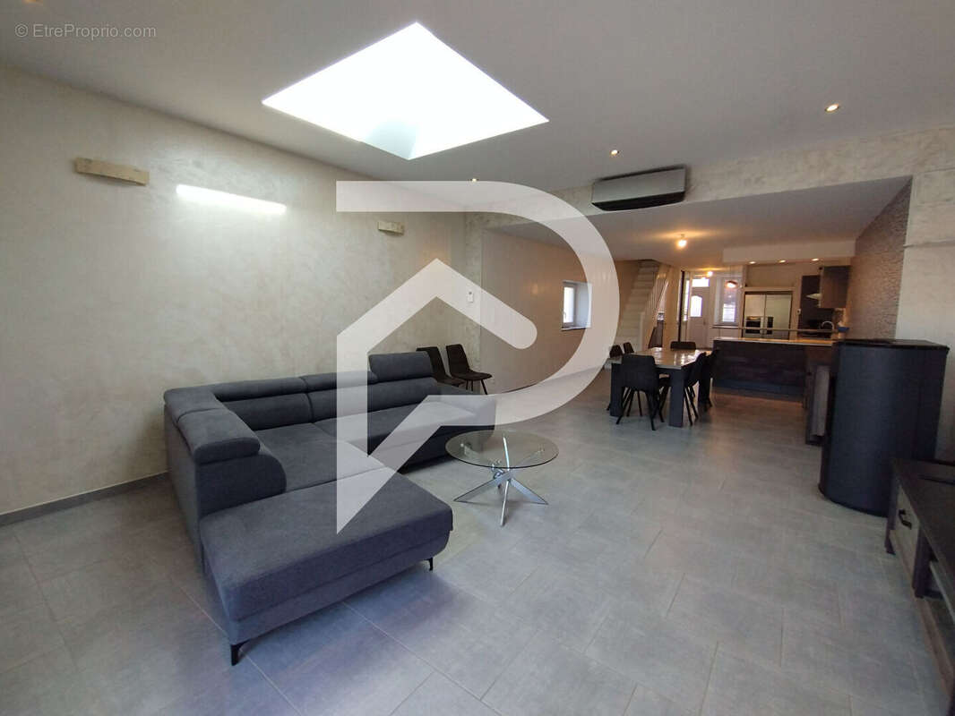 Maison à DOULAINCOURT-SAUCOURT