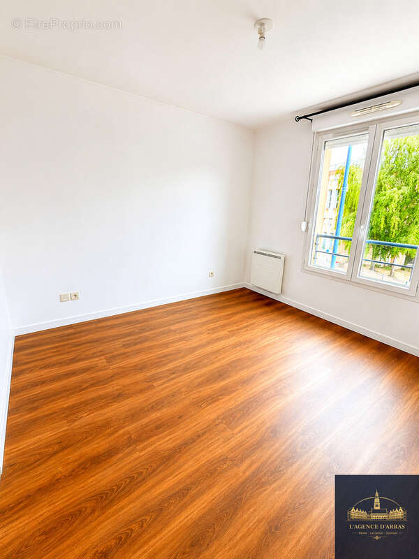 Appartement coup de cœur   t2 rénové avec balcon   arras gares - photo 3