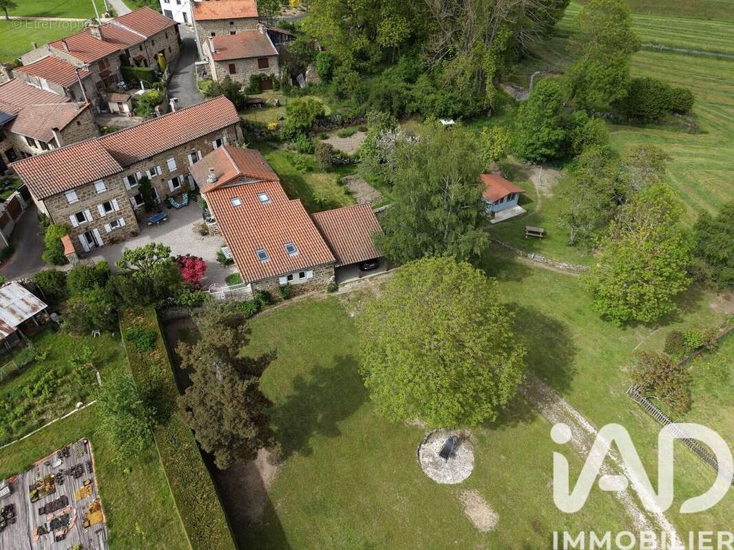 Photo 2 - Maison à USSON-EN-FOREZ