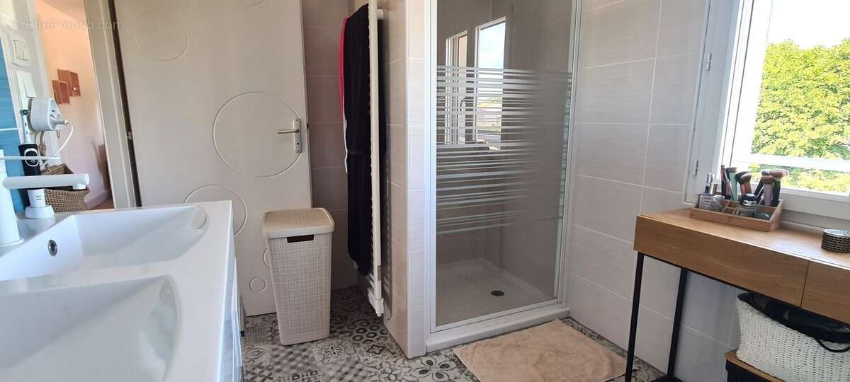 Maison 111 m² à Sainte-Soulle  - photo 8