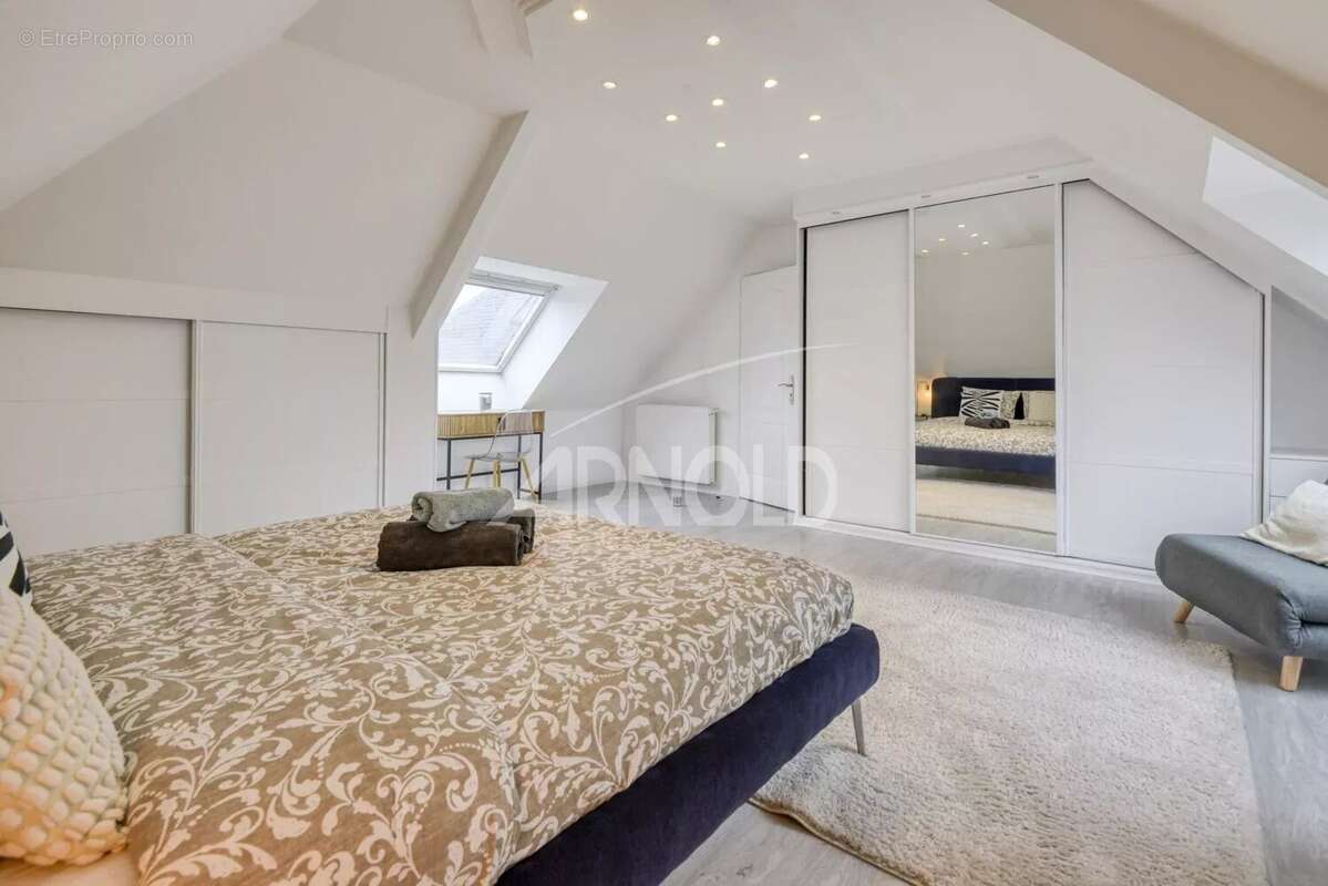 Maison à LA CHAPELLE-SUR-ERDRE