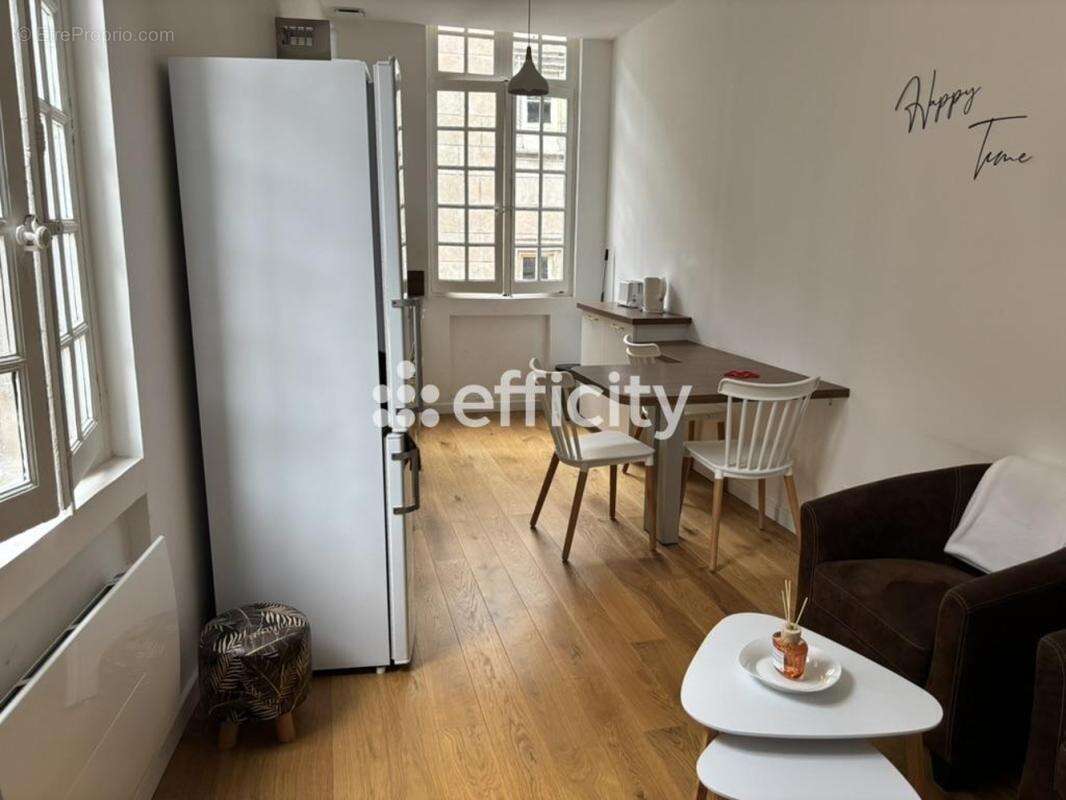 Appartement à PEZENAS