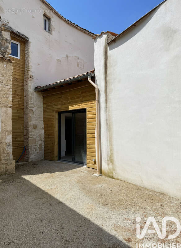 Photo 2 - Maison à MAUZE-SUR-LE-MIGNON