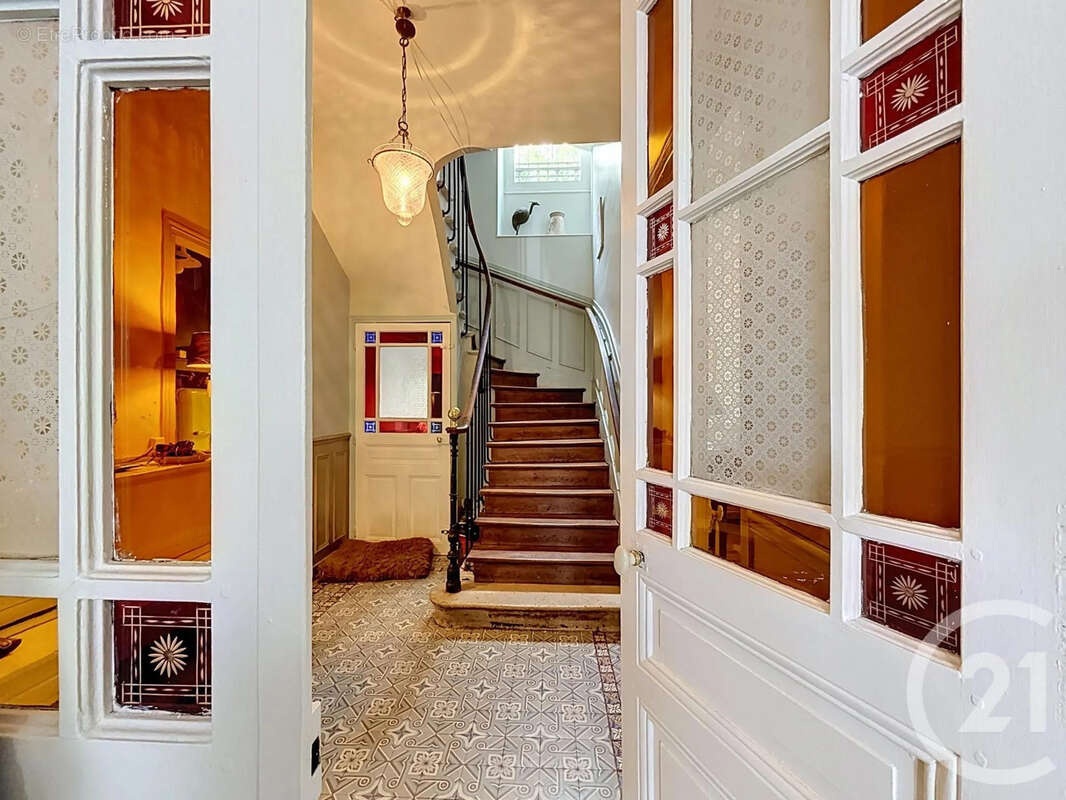 Maison 216 m² à Fontainebleau  - photo 10