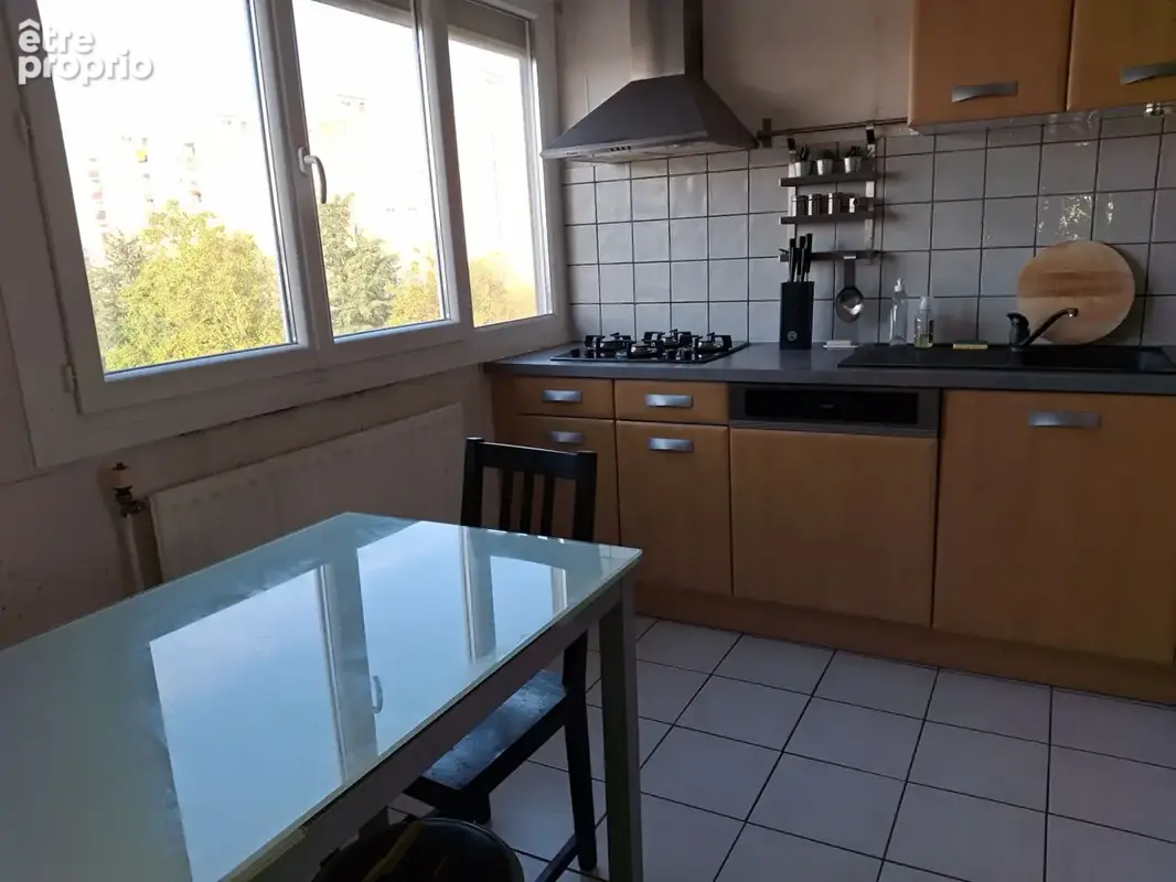 Appartement Corbas 5 pièce(s) 95 m2 - photo 4