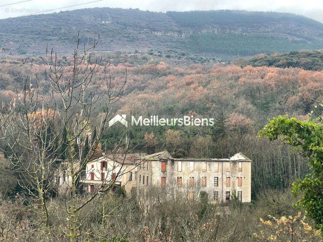 Propriété agricole avec terrain de 4 hectares - photo 10