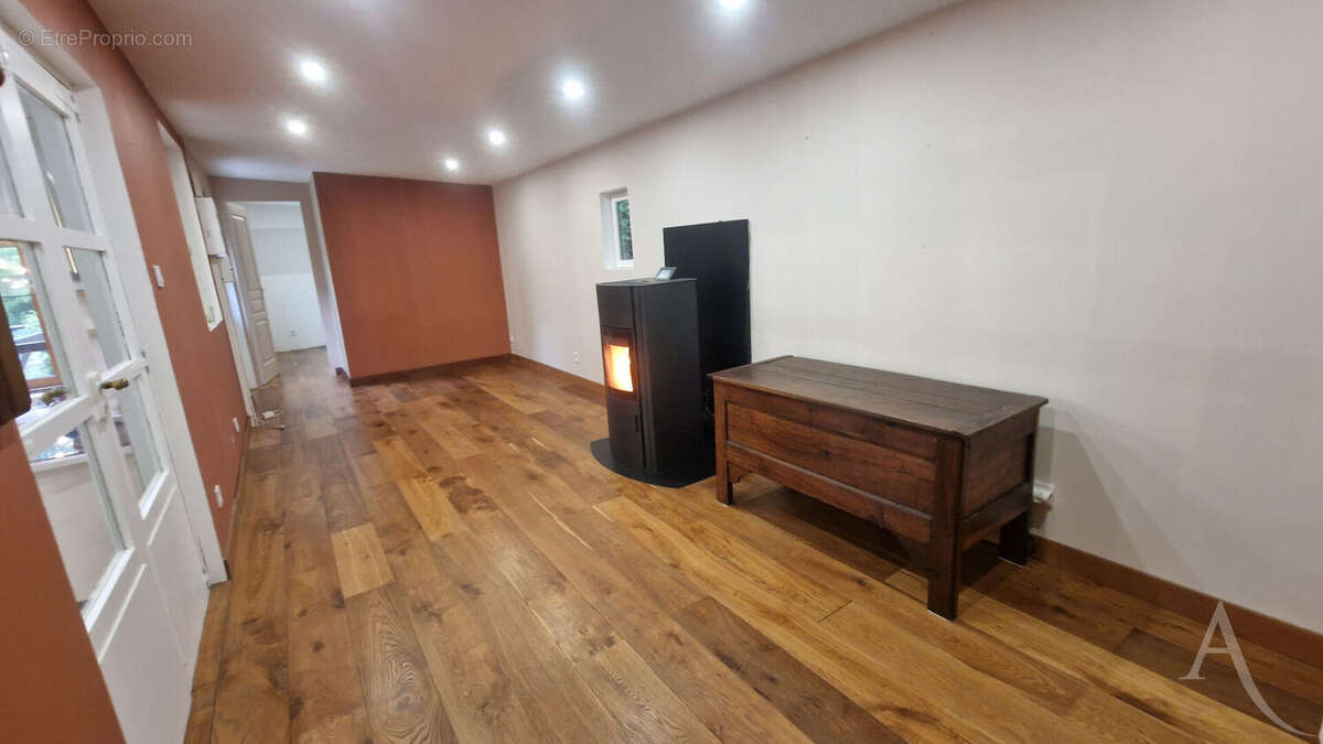 Maison à BREUIL-BOIS-ROBERT