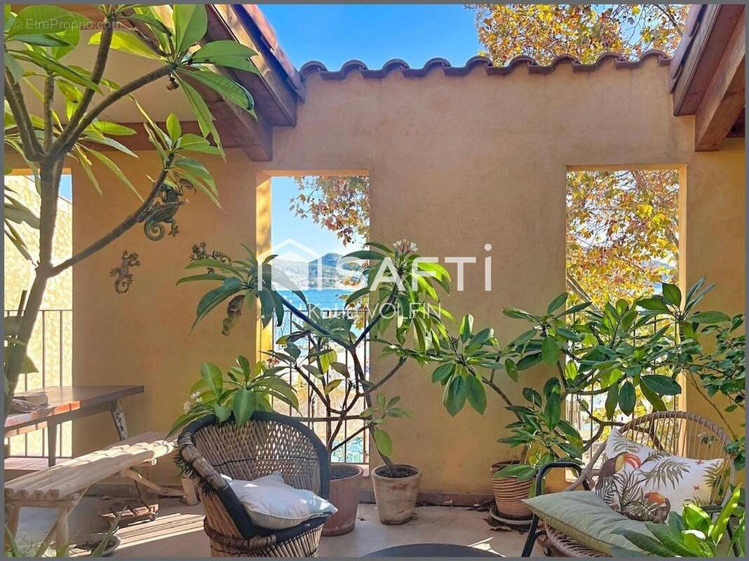 Photo 2 - Appartement à SAINT-CYR-SUR-MER