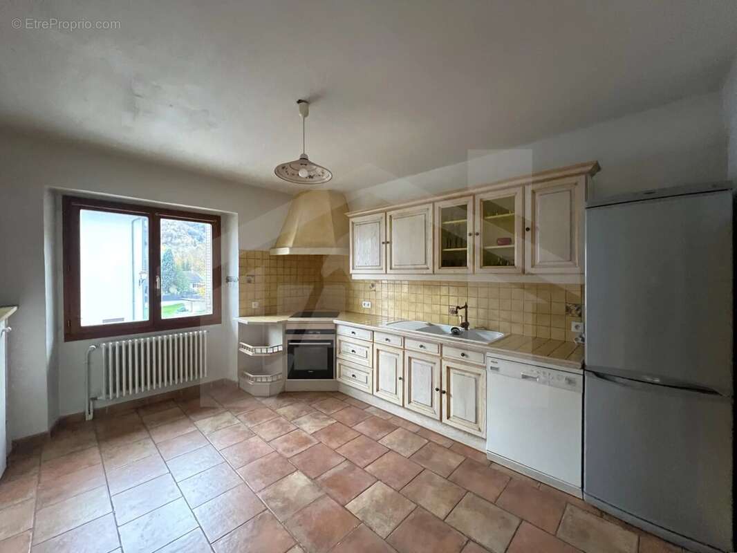 Maison à SAINT-REMY-DE-MAURIENNE