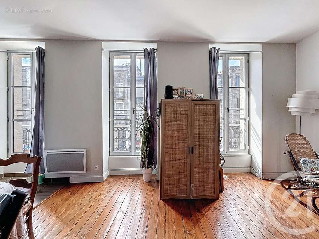 Appartement à BORDEAUX