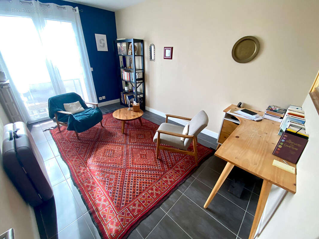Appartement à SARTROUVILLE