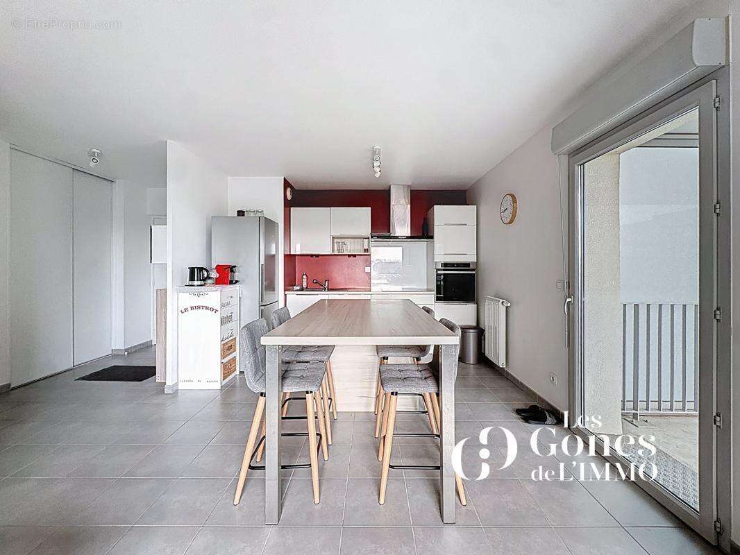 Appartement à VAULX-EN-VELIN