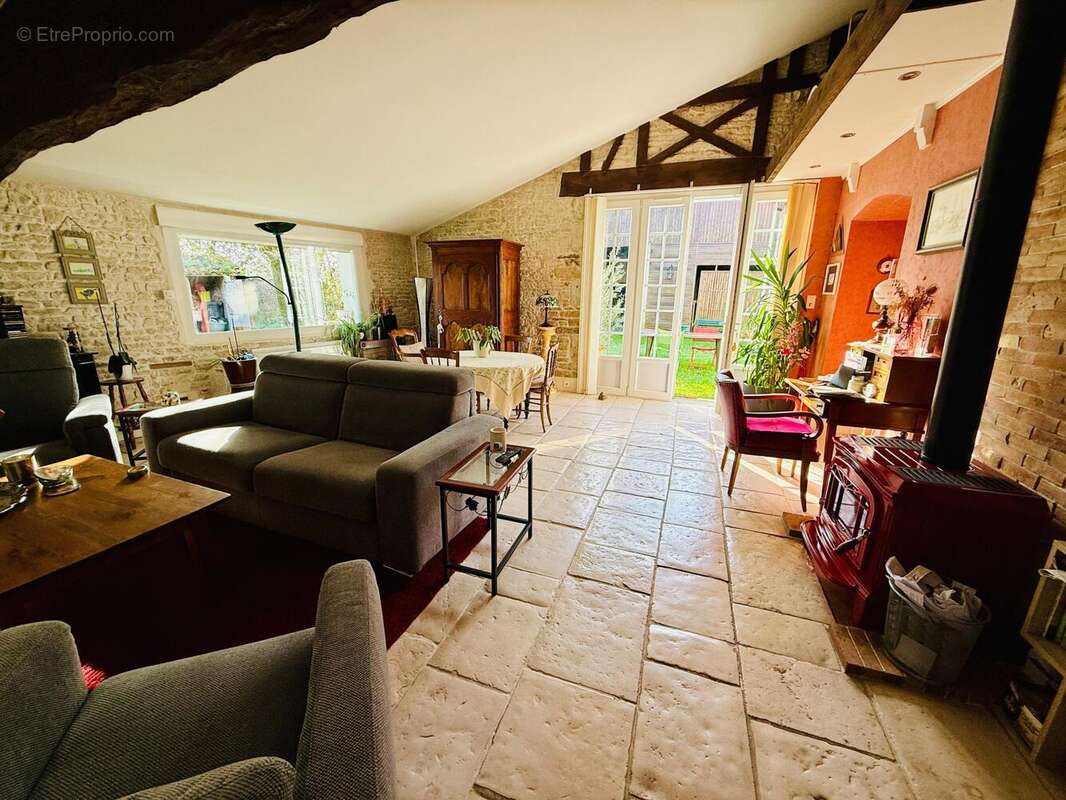Photo 4 - Maison à BENON