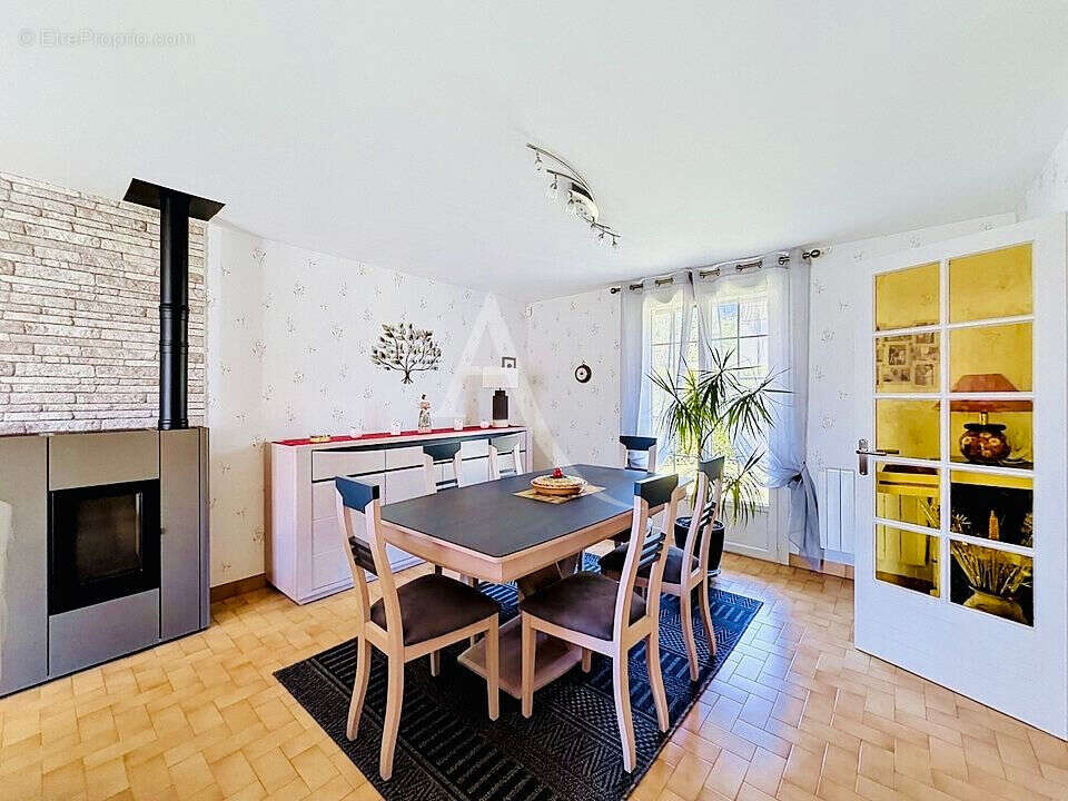 Maison à NANTEUIL-LES-MEAUX