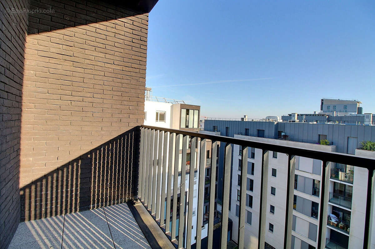 Appartement à COLOMBES