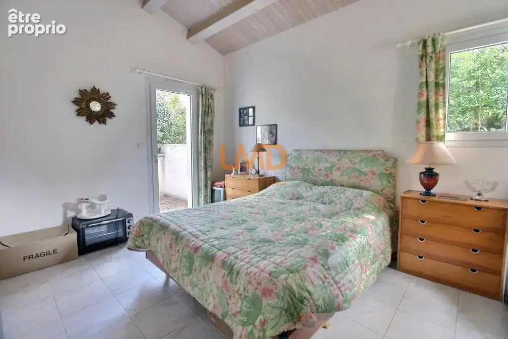 Maison de plain pied proche du centre village - photo 7