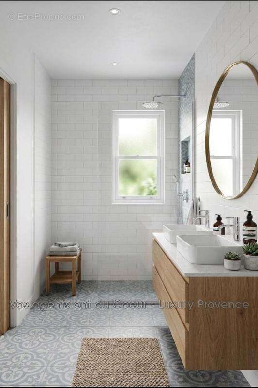 Appartement à GREASQUE