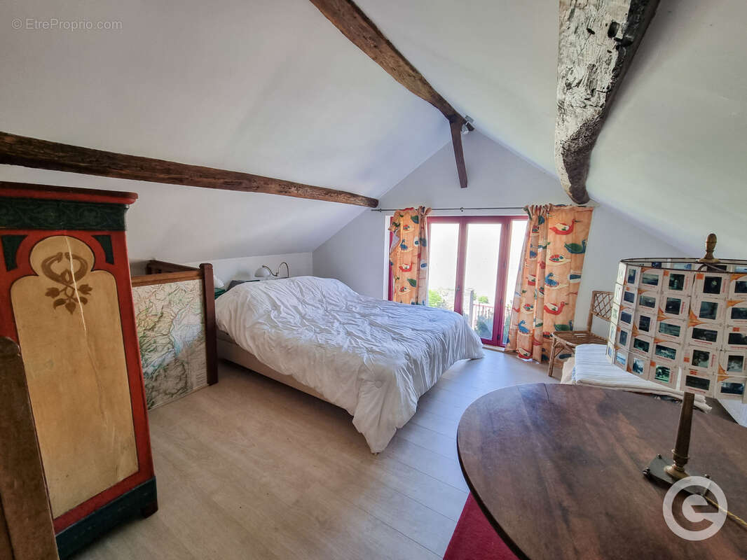 Maison à ANNAY-LA-COTE