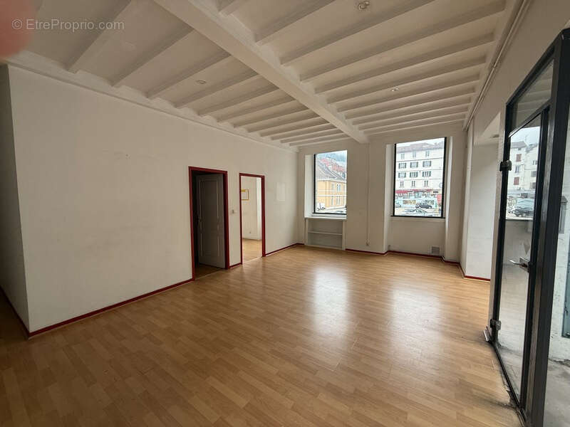 Commerce à SAINT-CLAUDE