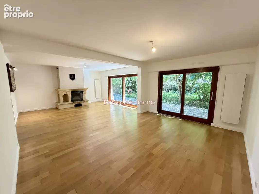 Maison 8 pièces 196 m² à vendre à Amilly (45200) - photo 23