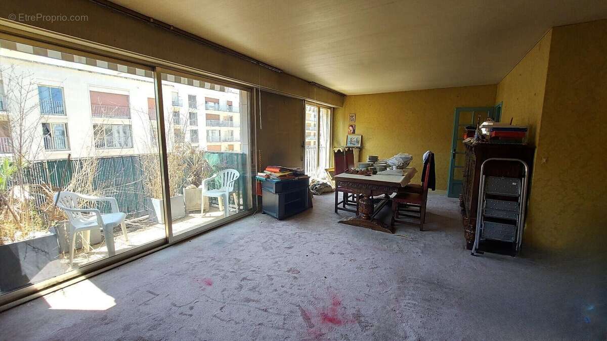Appartement à VERSAILLES