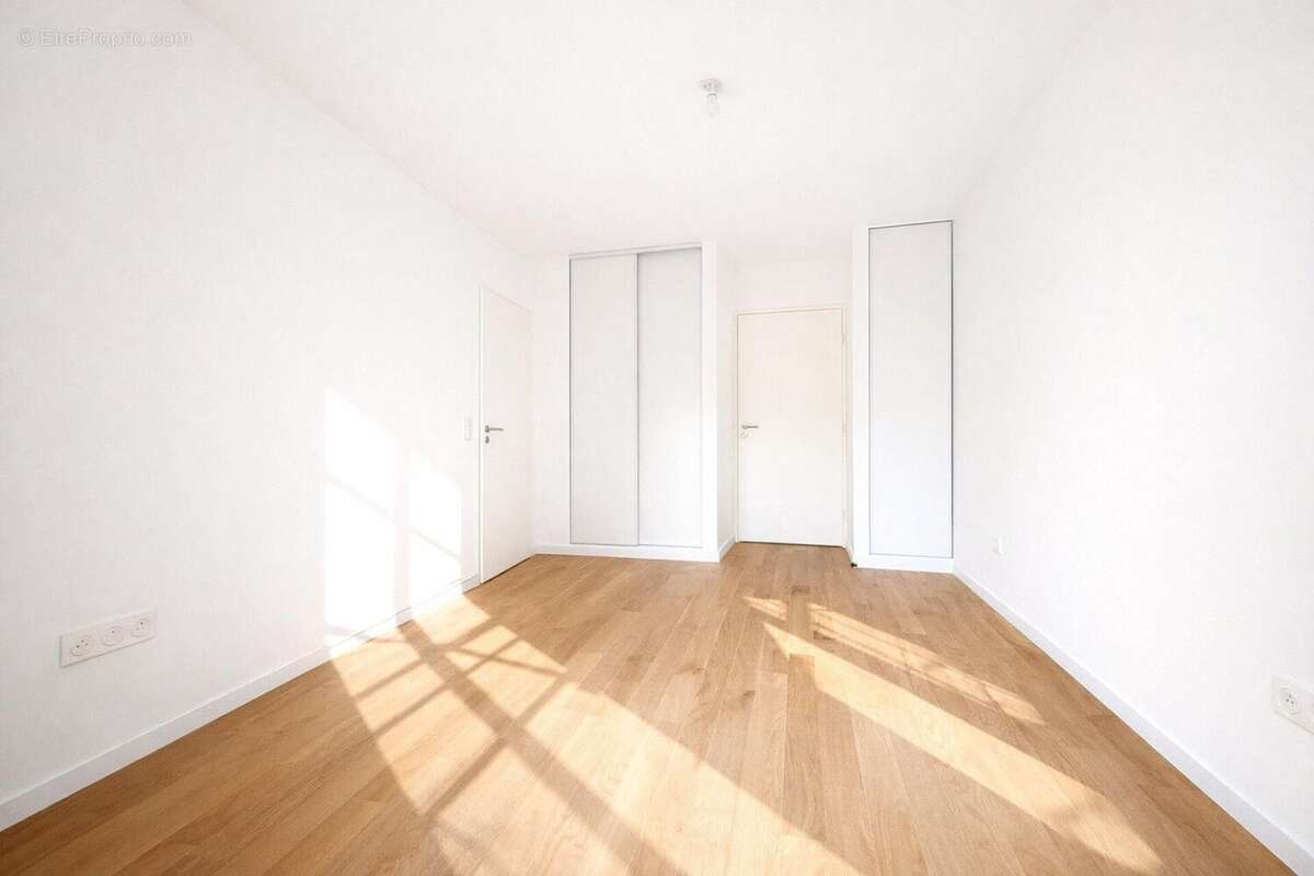 Photo 3 - Appartement à PARIS-20E