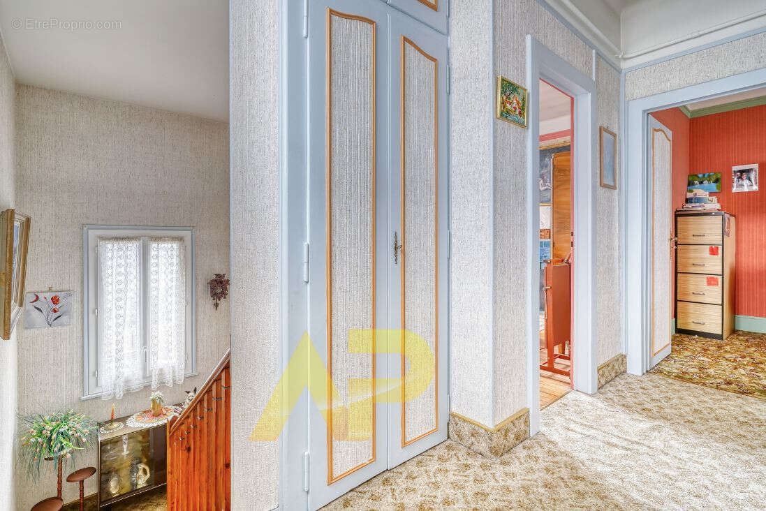 Maison à LE PLESSIS-ROBINSON